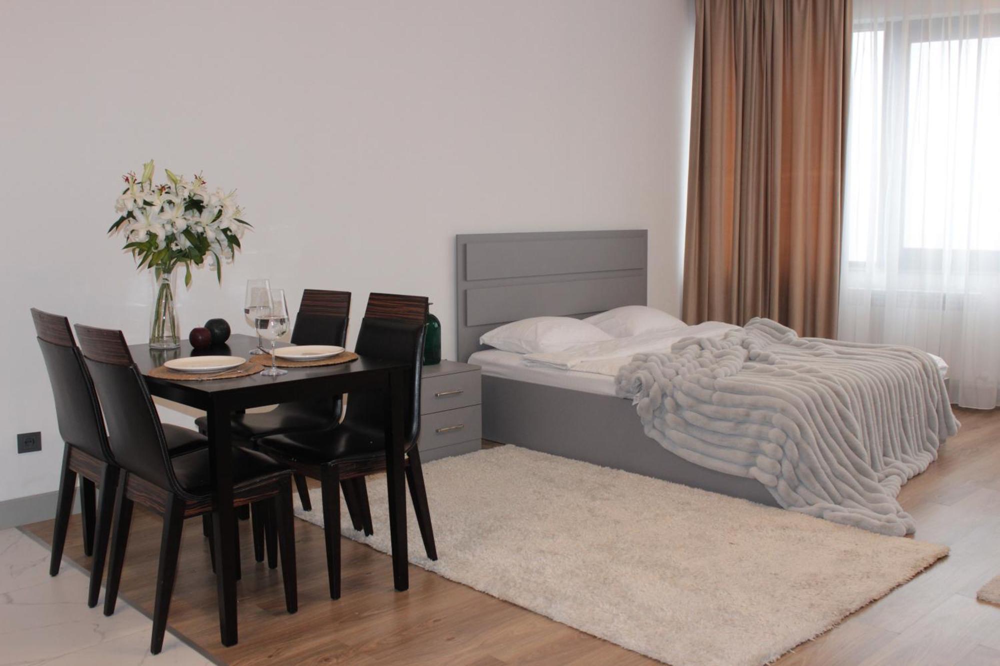 Cozy Home Exclusive Time Almaty Eksteriør billede